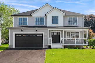 52 Governor St, Cumberland, RI 02864