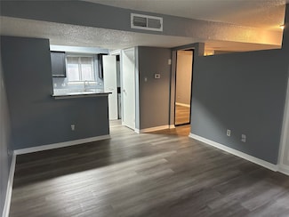 10001 Westpark Dr Unit 83, Houston, TX 77042