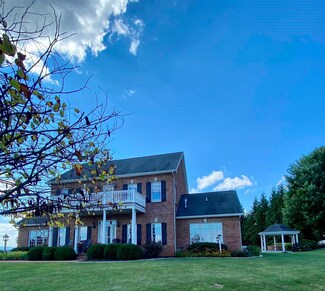 2750 Spring Hill Rd, Staunton, VA 24401