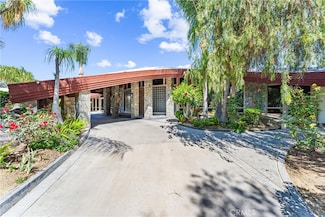 2360 Boulder Bluffs Ct, Riverside, CA 92506