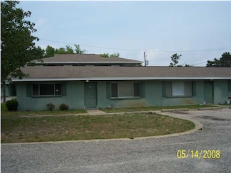 590 Florosa Ct, Mary Esther, FL 32569