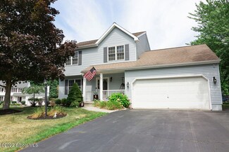 33 Squire Rd, Schenectady, NY 12304