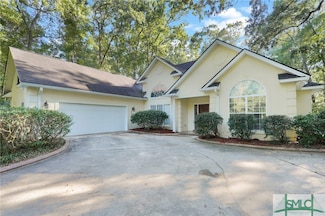277 Mclaughlin Ln, Richmond Hill, GA 31324