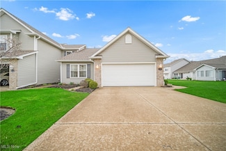 573 Hidden Harbor Dr Unit 78, Fairport Harbor, OH 44077