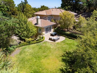 1615 Wedgewood Dr, Hillsborough, CA 94010