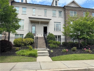 1090 Township Square, Alpharetta, GA 30022