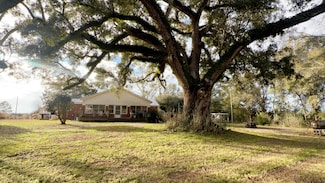 2574 N Hwy 81, Ponce de Leon, FL 32455