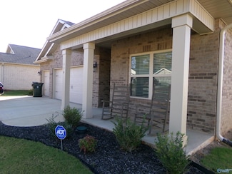 110 Branton Ct, New Market, AL 35761