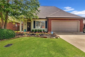 2124 La Cache Dr, Lake Charles, LA 70601