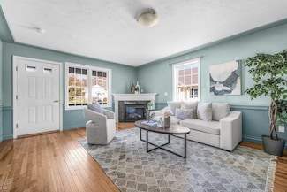 11 Harmony Crossing, East Bridgewater, MA 02333