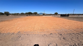 4774 Teal Ln, Columbus, TX 78934