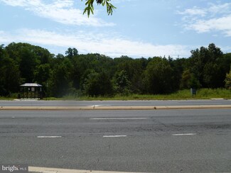 3909 Old Bridge Rd, Woodbridge, VA 22192