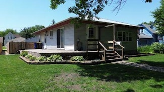 524 1st Ave SE, Wells, MN 56097