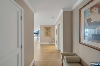 1500 Palisade Ave Unit 15F, Fort Lee, NJ 07024