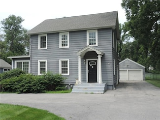 889 Main St, Fishkill, NY 12524