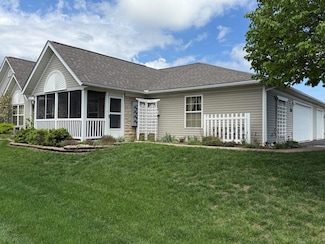 726 Scott Dr, Ontario, OH 44906