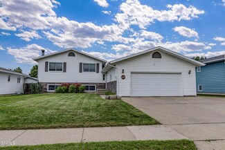 424 W Reno Ave, Bismarck, ND 58504