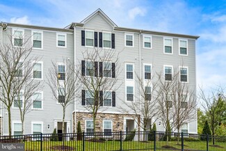 16860 Porters Inn Dr, Dumfries, VA 22026
