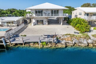 2944 Dolphin Dr, Marathon, FL 33050