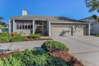 526 Belle Isle Ave, Belleair Beach, FL 33786