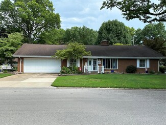 45 Terrace Ln, Granite City, IL 62040