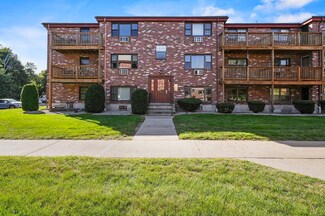 16A Mayberry Dr Unit 4, Westborough, MA 01581