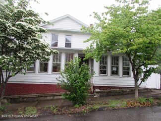 4 Wood St, Pittston, PA 18640