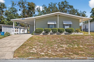 8046 Highpoint Blvd, Brooksville, FL 34613