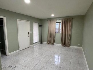 6332 Badnur Dr, Jacksonville, FL 32210