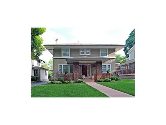 625 Huntington Rd, Kansas City, MO 64113