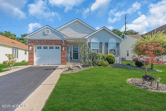 41 Abergele Ct, Toms River, NJ 08757