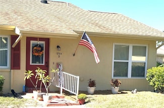 1804 Foxhunt Dr Unit B, Sun City Center, FL 33573