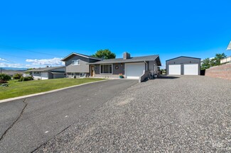 1505 Hillcrest Way, Clarkston, WA 99403