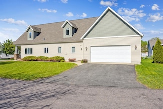 173 Cardinal Ln, Clearwater, MN 55320