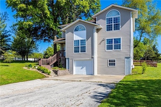 120 NW 171 Rd, Warrensburg, MO 64093