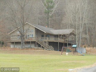 14 Cacapon River Rd, Yellow Spring, WV 26865