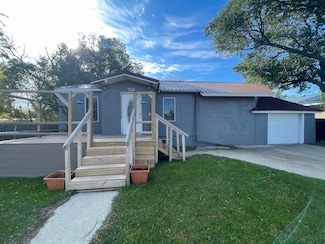 705 2nd St E, Mobridge, SD 57601