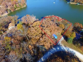 475 W Wauneta Ave, Clay Township, MO 63435