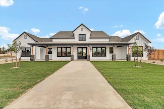 605 S Anderson Rd, Exeter, CA 93221