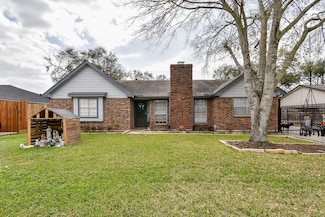 13134 Frank Ln, Stafford, TX 77477