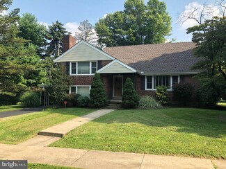 830 Warren St, Reading, PA 19601