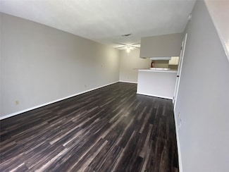 2501 Gulf Fwy Unit 248, Dickinson, TX 77539
