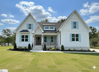 99 Wemberly Ln, Simpsonville, SC 29681