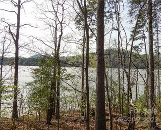 000 Sugar Loaf Dr Unit 38 & 39, Troy, NC 27371