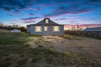 487 Ty Rd, Chugwater, WY 82210
