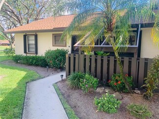 37 Via de Casas Norte, Boynton Beach, FL 33426