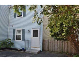 22 Arthur St Unit 12, Gloucester, MA 01930