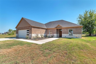 112 L B J Ranch Rd, Trinidad, TX 75163