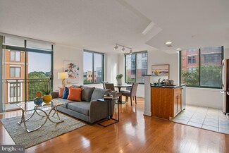 1201 N Garfield St Unit 505, Arlington, VA 22201