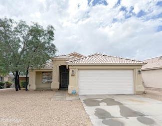 6757 W Gardenia Ave, Glendale, AZ 85303